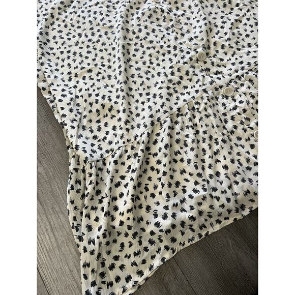 VICI Printed Button Front Fit Sheath Dress Ruffle Hem - Picture 5 of 8